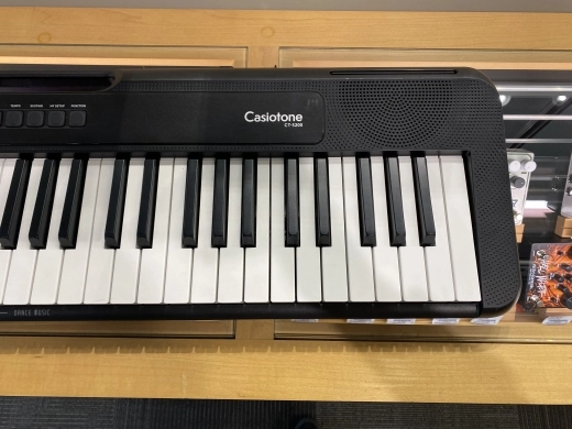 Casio - CT-S200 BK 2